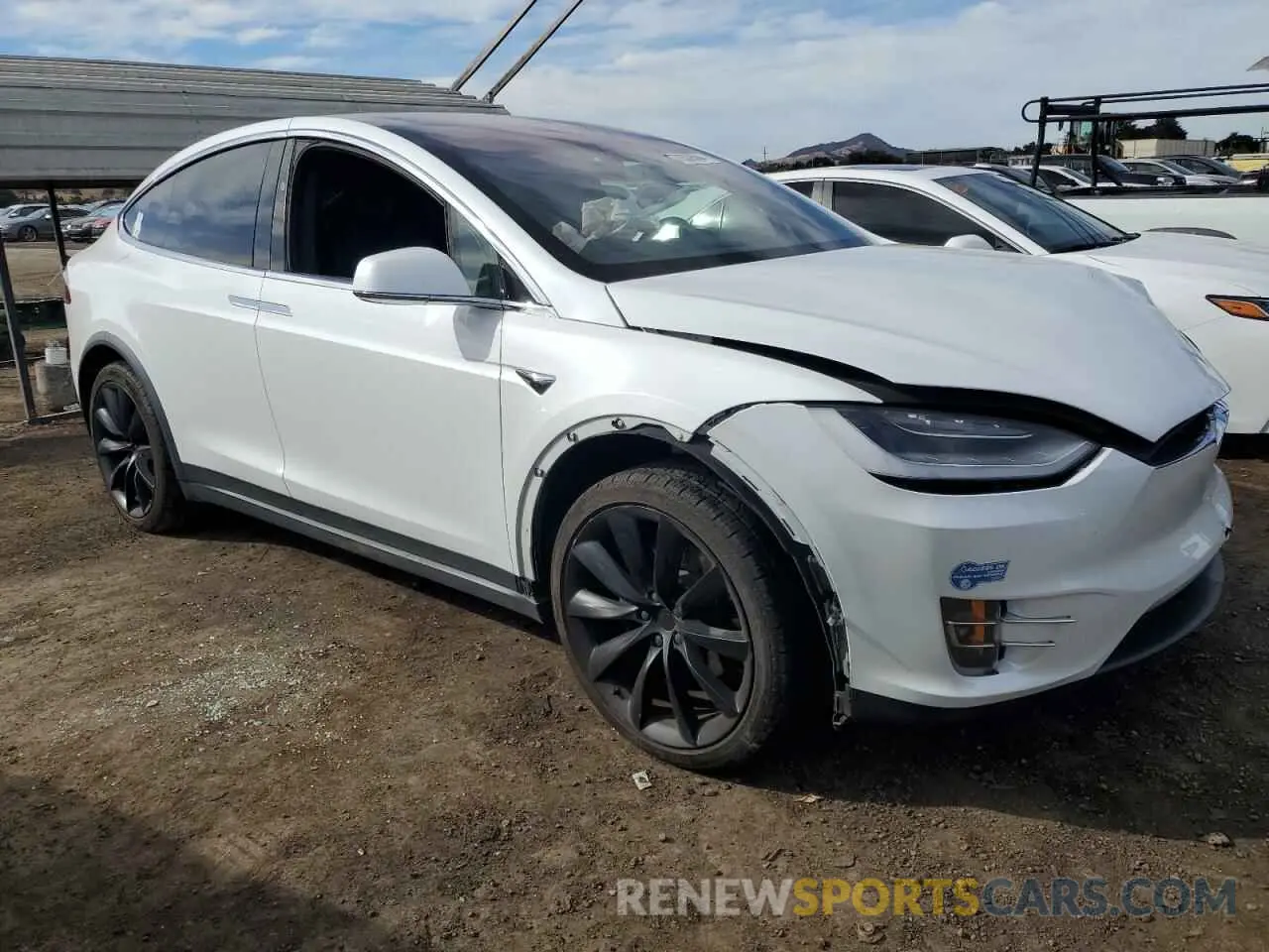 4 fotografías del automóvil dañado 5YJXCAE23MF319485 TESLA MODEL X 2021