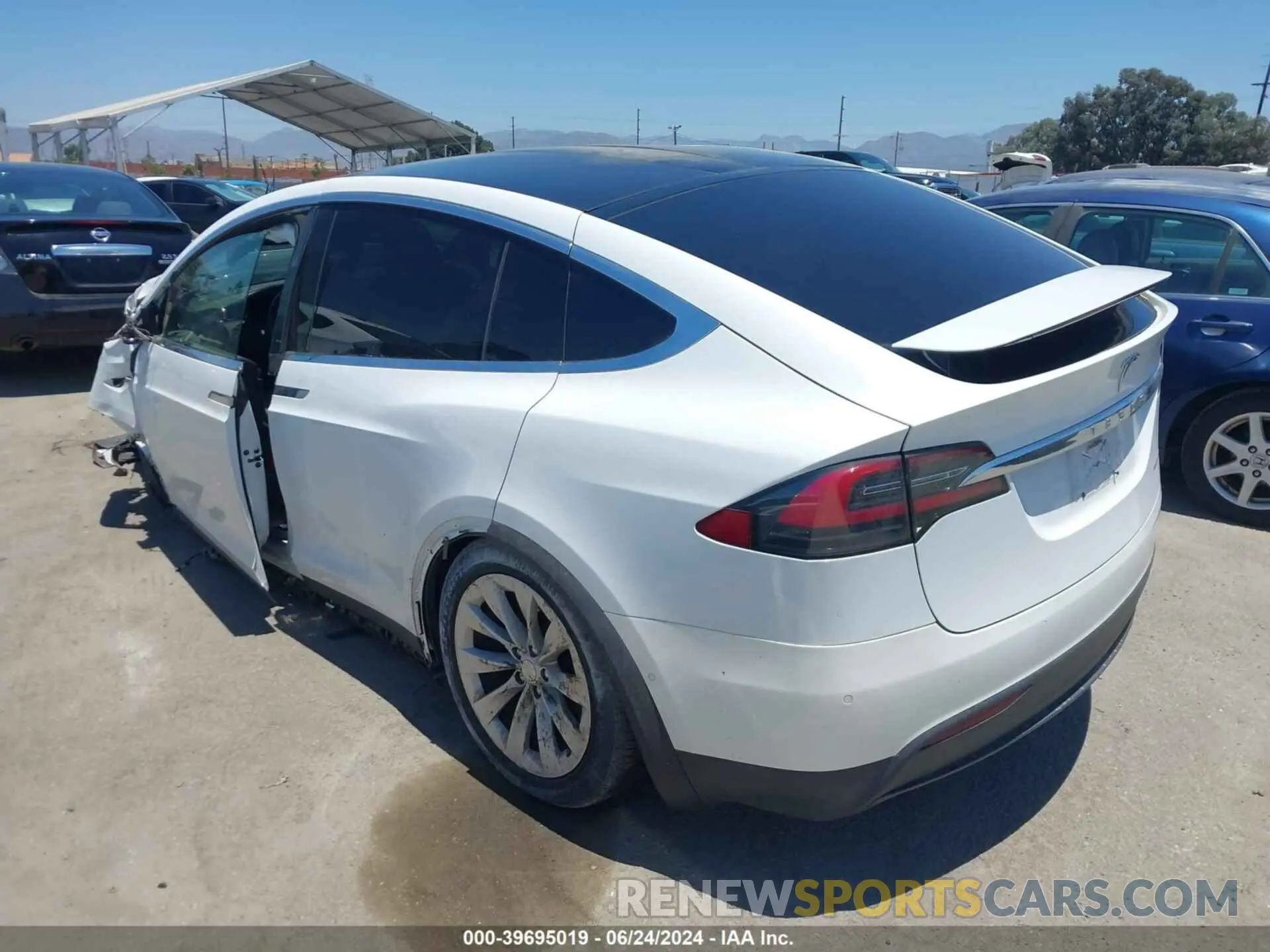3 fotografías del automóvil dañado 5YJXCAE25MF325143 TESLA MODEL X 2021