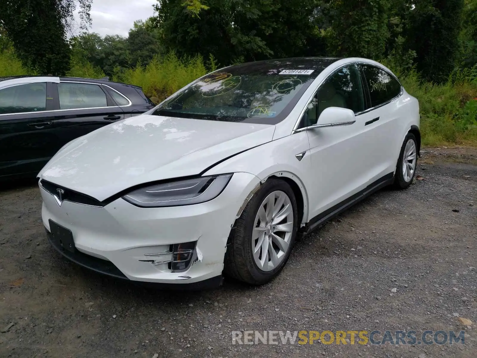 2 fotografías del automóvil dañado 5YJXCBE21MF319703 TESLA MODEL X 2021