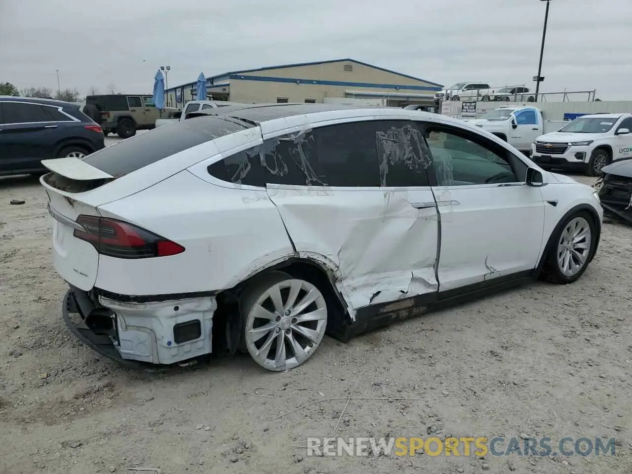 3 fotografías del automóvil dañado 5YJXCBE21MF322567 TESLA MODEL X 2021