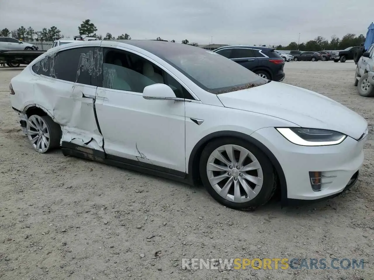 4 fotografías del automóvil dañado 5YJXCBE21MF322567 TESLA MODEL X 2021
