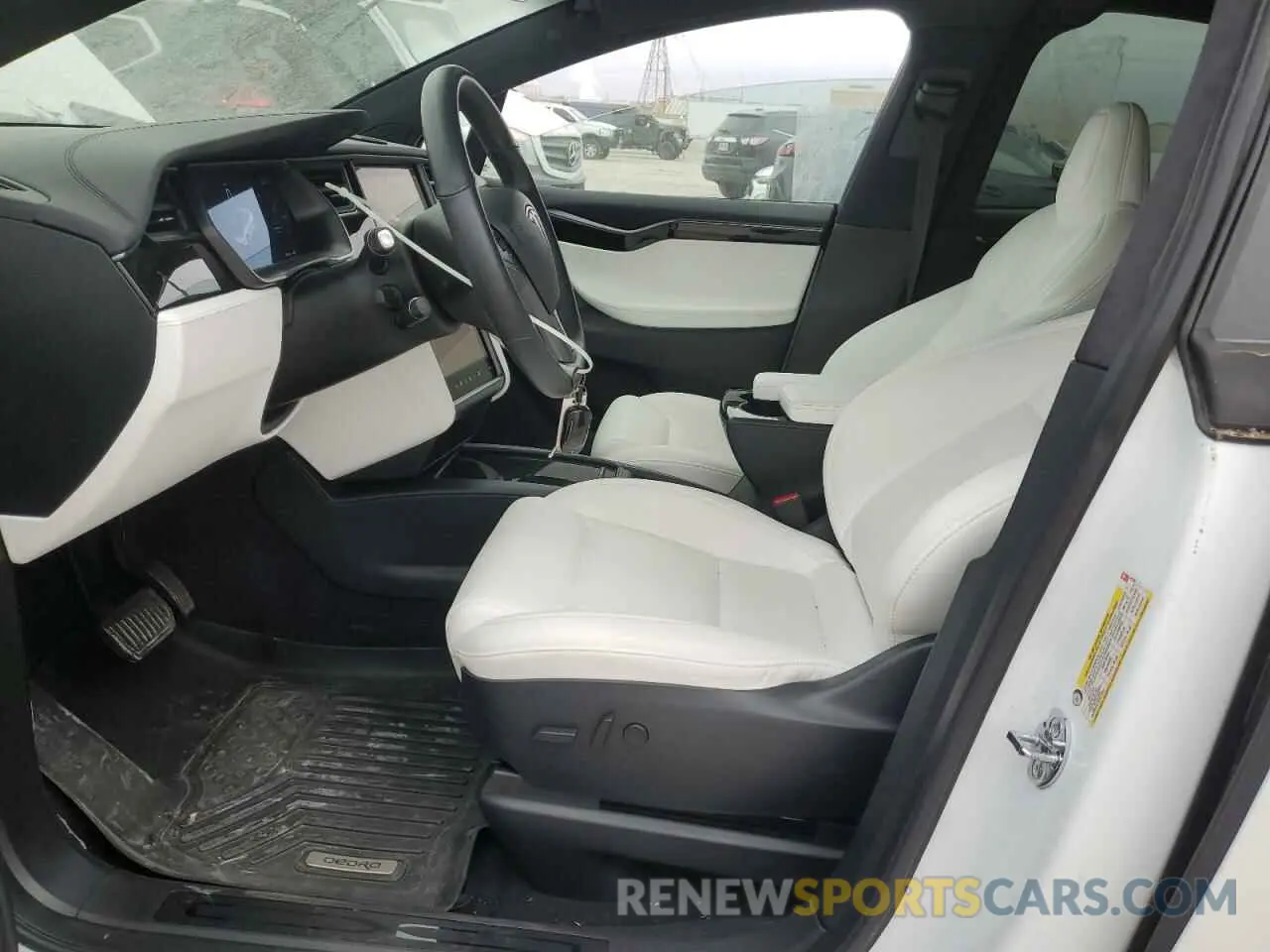 7 fotografías del automóvil dañado 5YJXCBE21MF322567 TESLA MODEL X 2021