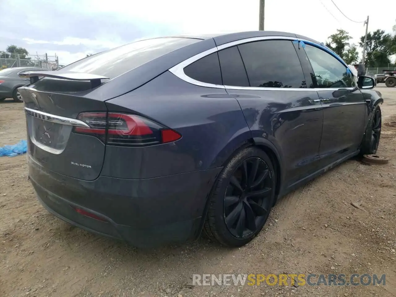 4 fotografías del automóvil dañado 5YJXCBE23MF311618 TESLA MODEL X 2021