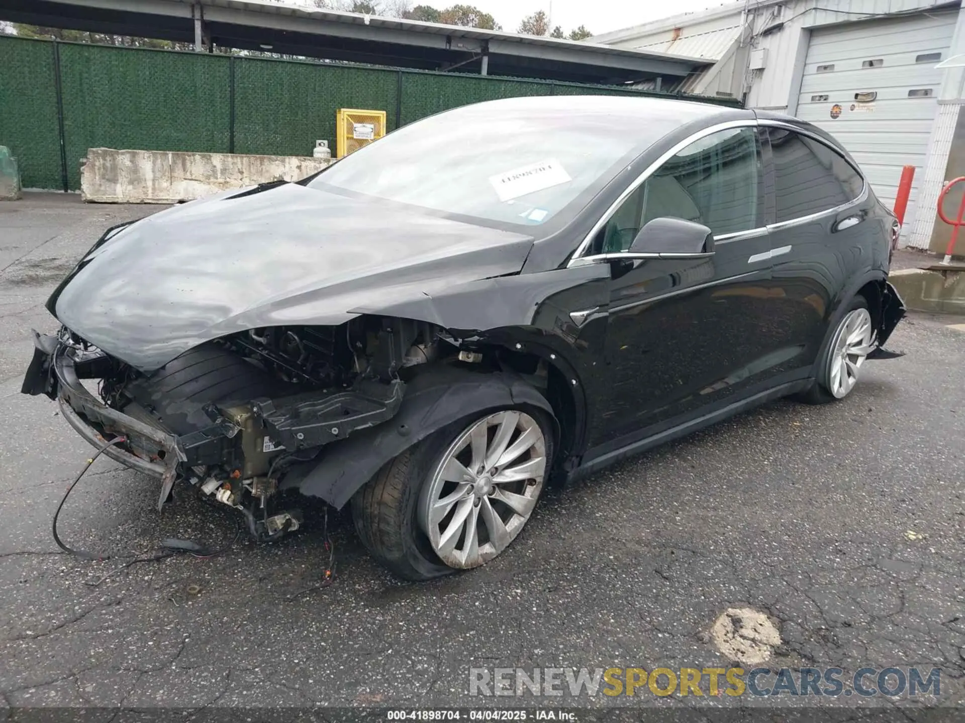 2 fotografías del automóvil dañado 5YJXCBE27MF324792 TESLA MODEL X 2021