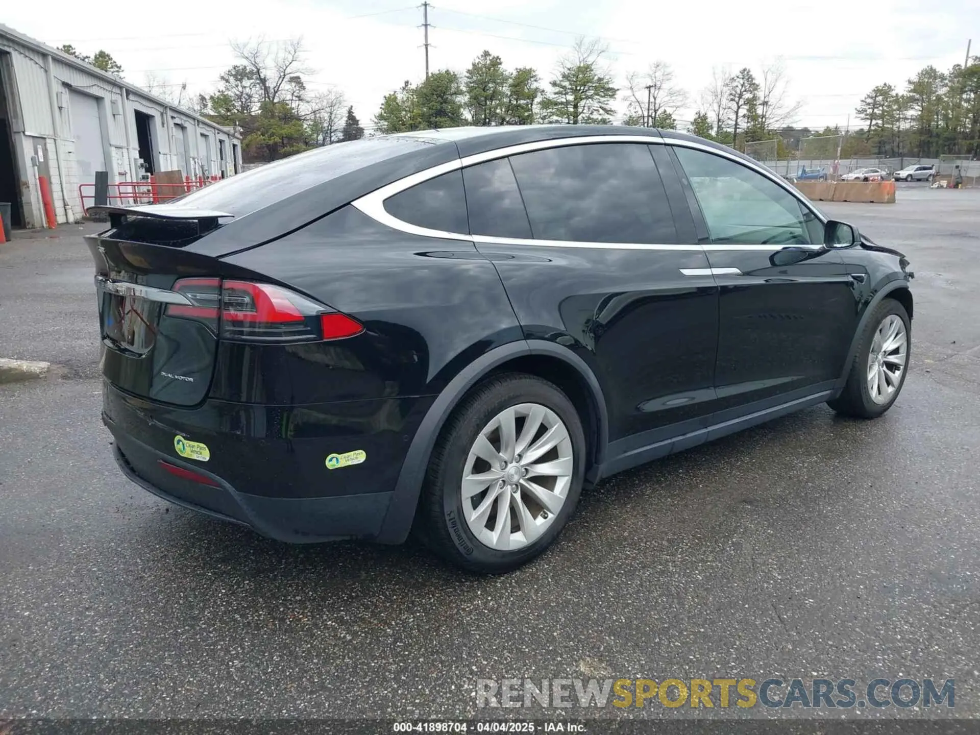 4 fotografías del automóvil dañado 5YJXCBE27MF324792 TESLA MODEL X 2021