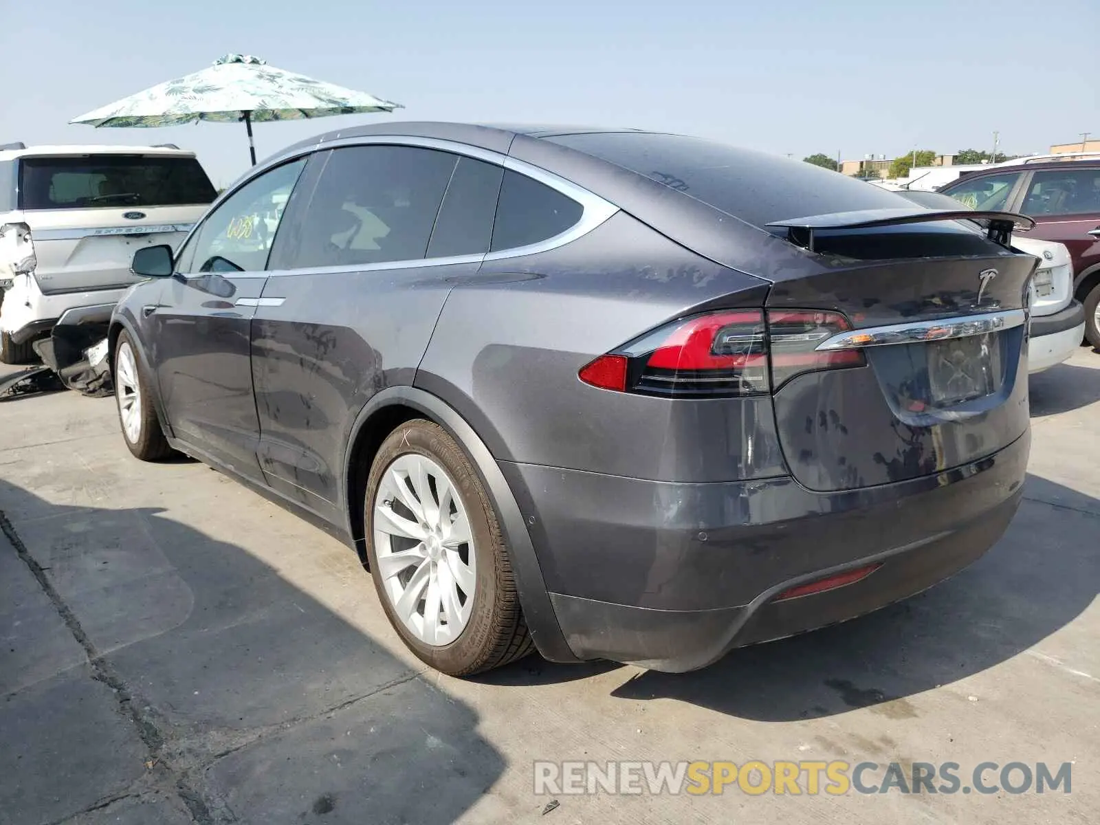 3 fotografías del automóvil dañado 5YJXCBE2XMF323605 TESLA MODEL X 2021