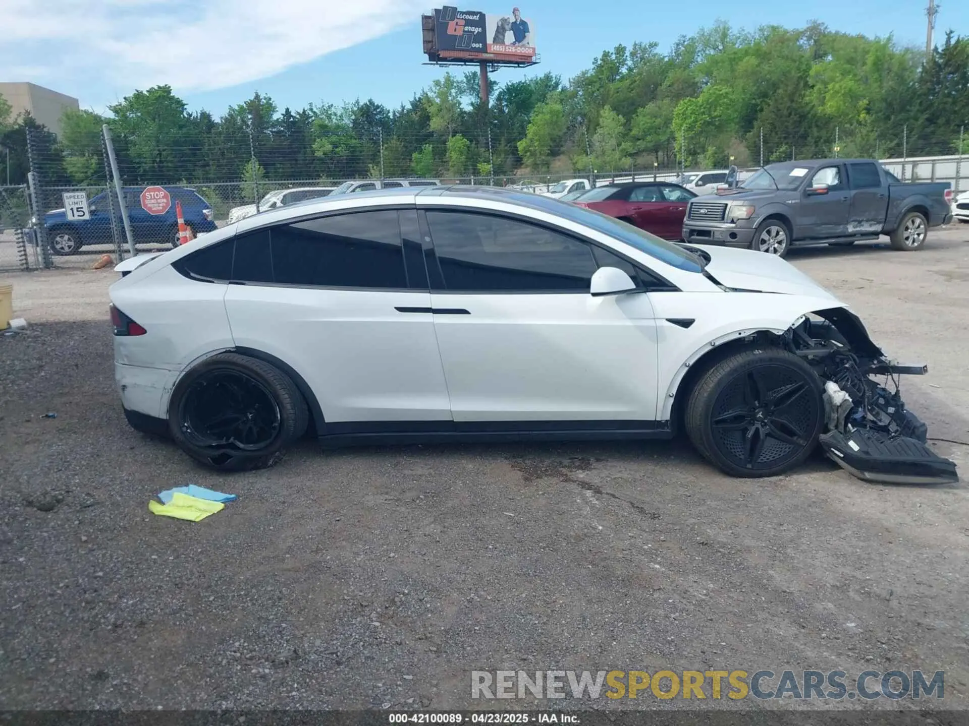 13 fotografías del automóvil dañado 5YJXCBE51MF326418 TESLA MODEL X 2021