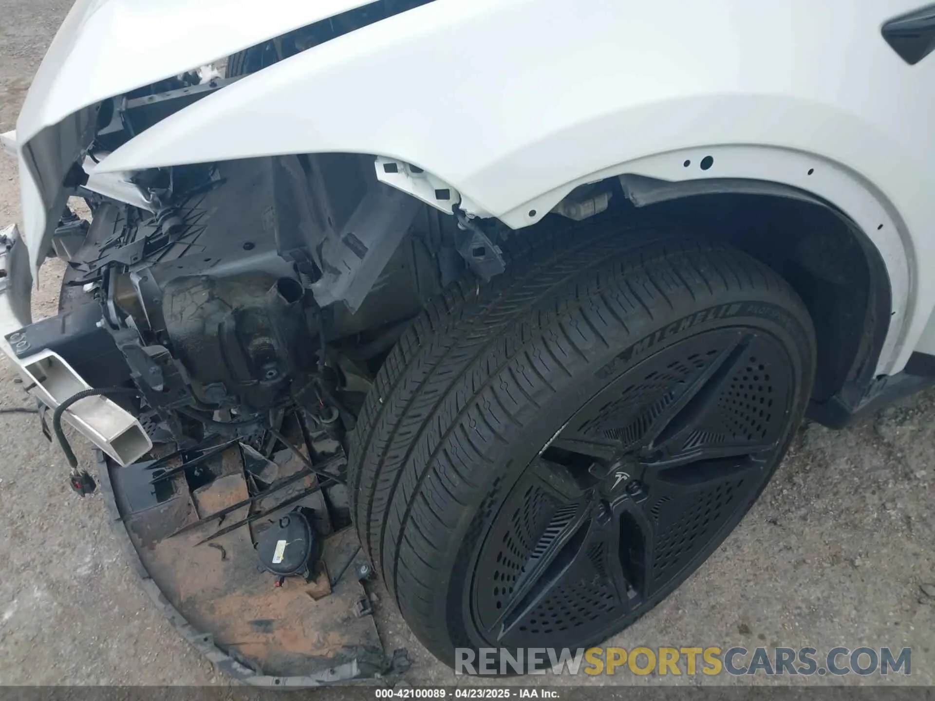 6 fotografías del automóvil dañado 5YJXCBE51MF326418 TESLA MODEL X 2021
