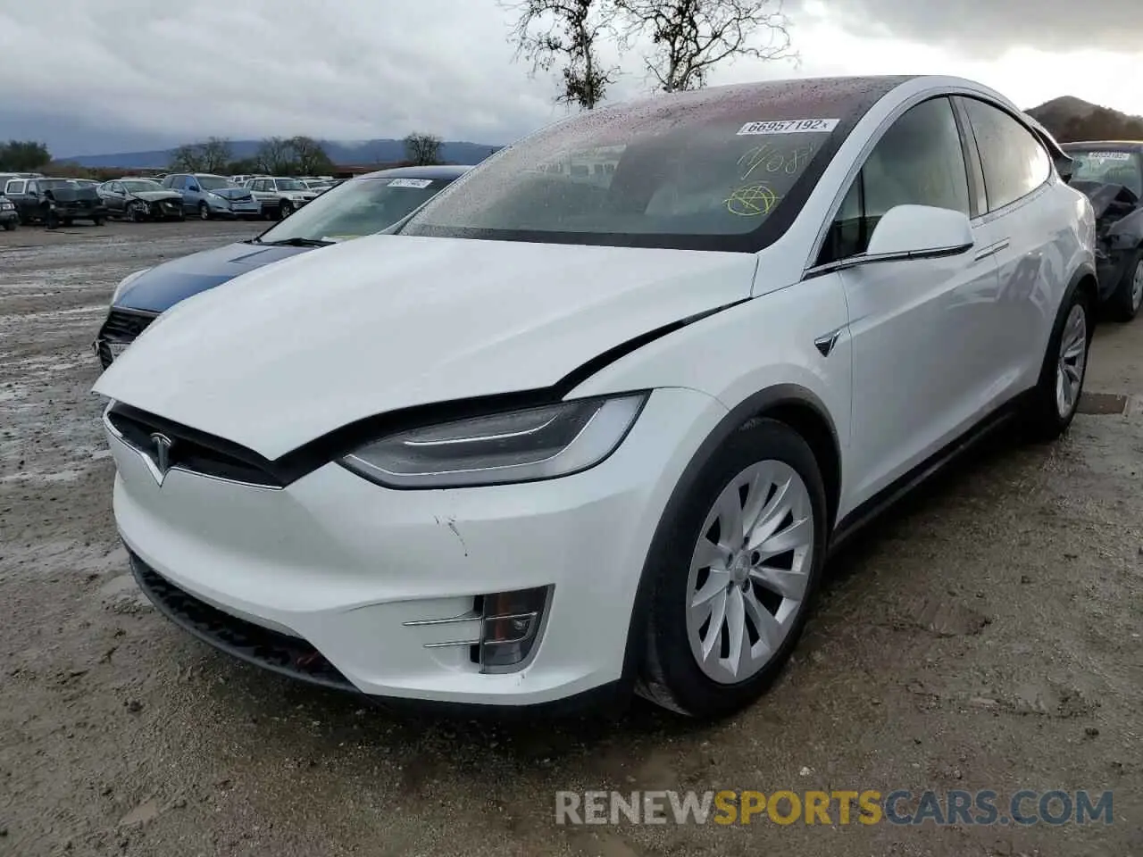 2 fotografías del automóvil dañado 5YJXCDE25MF305654 TESLA MODEL X 2021