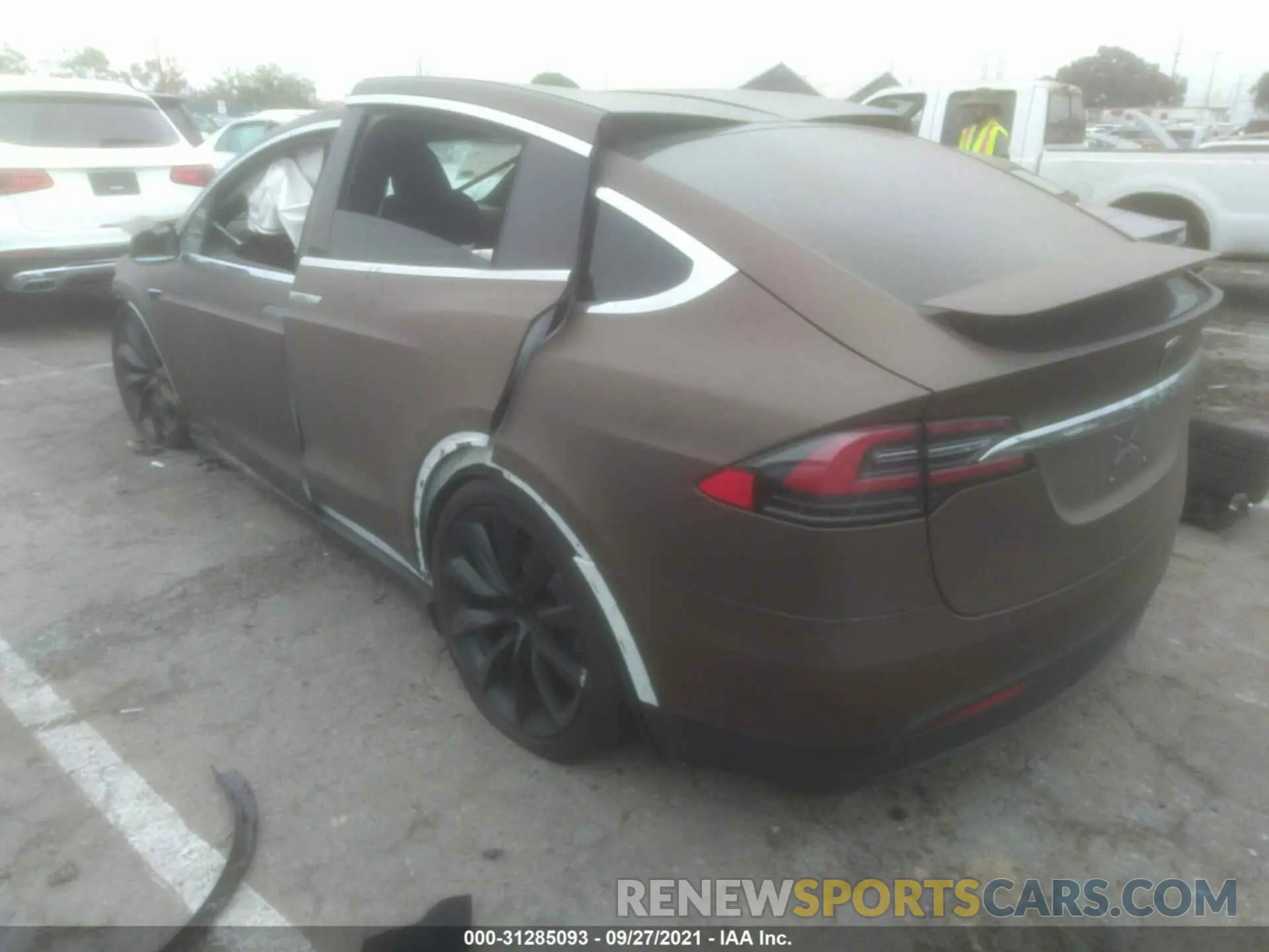 3 fotografías del automóvil dañado 5YJXCDE25MF325189 TESLA MODEL X 2021