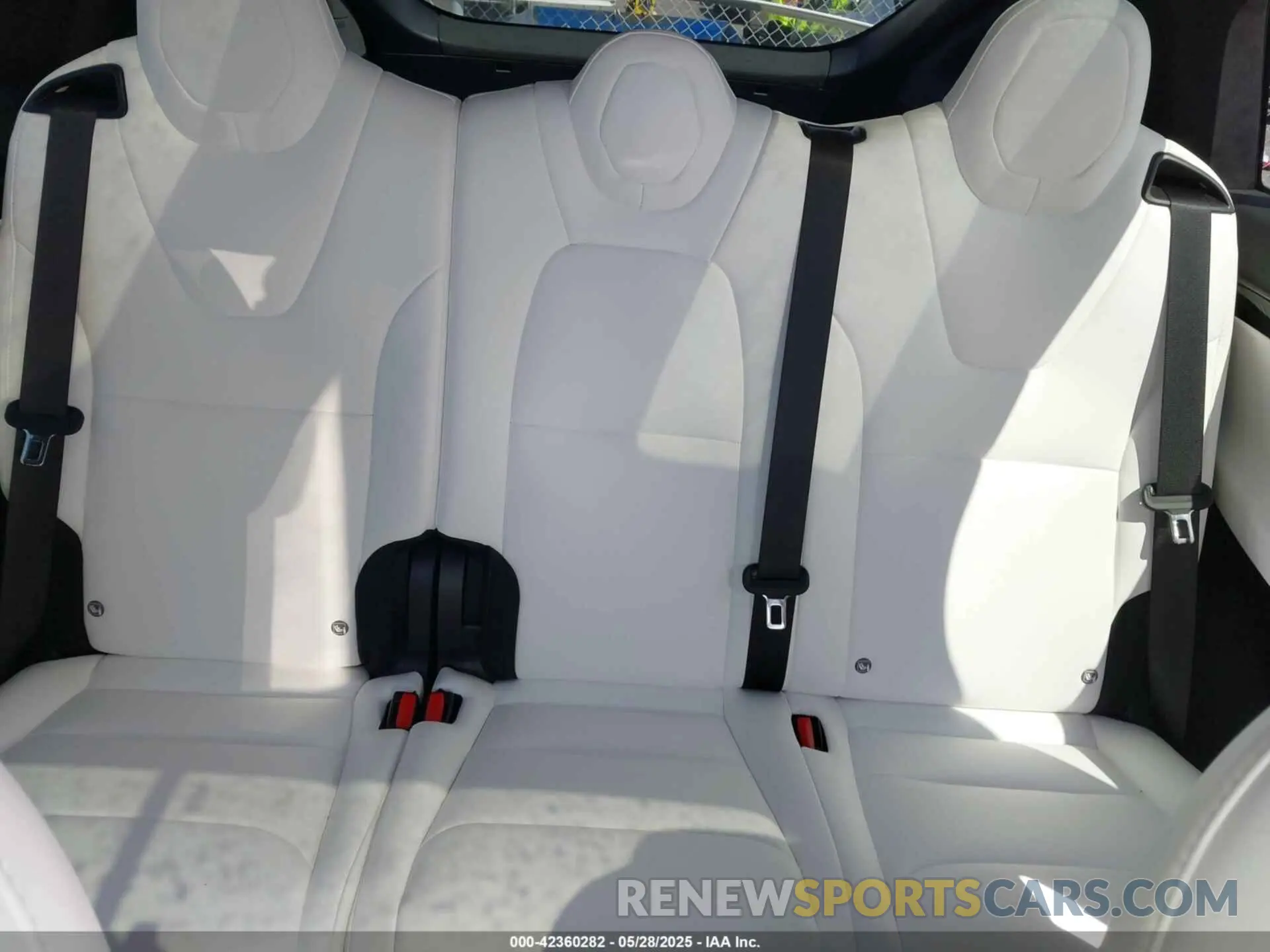 8 fotografías del automóvil dañado 5YJXCDE27MF322200 TESLA MODEL X 2021
