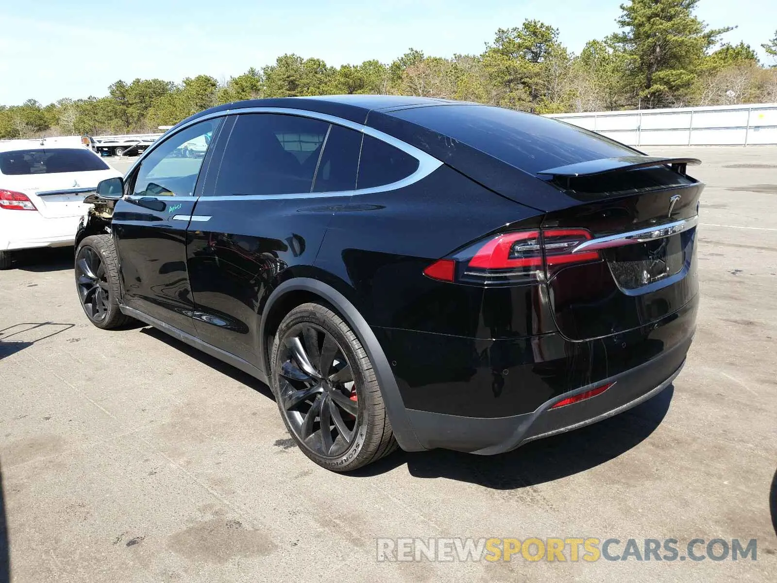 3 fotografías del automóvil dañado 5YJXCDE48MF308193 TESLA MODEL X 2021