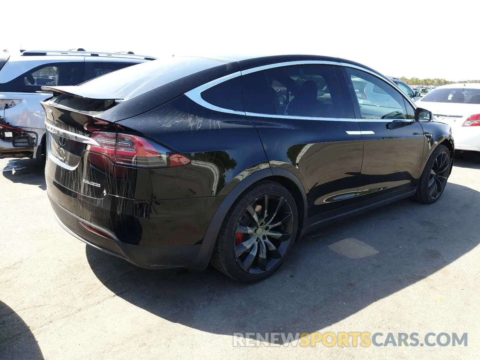 4 fotografías del automóvil dañado 5YJXCDE48MF308193 TESLA MODEL X 2021