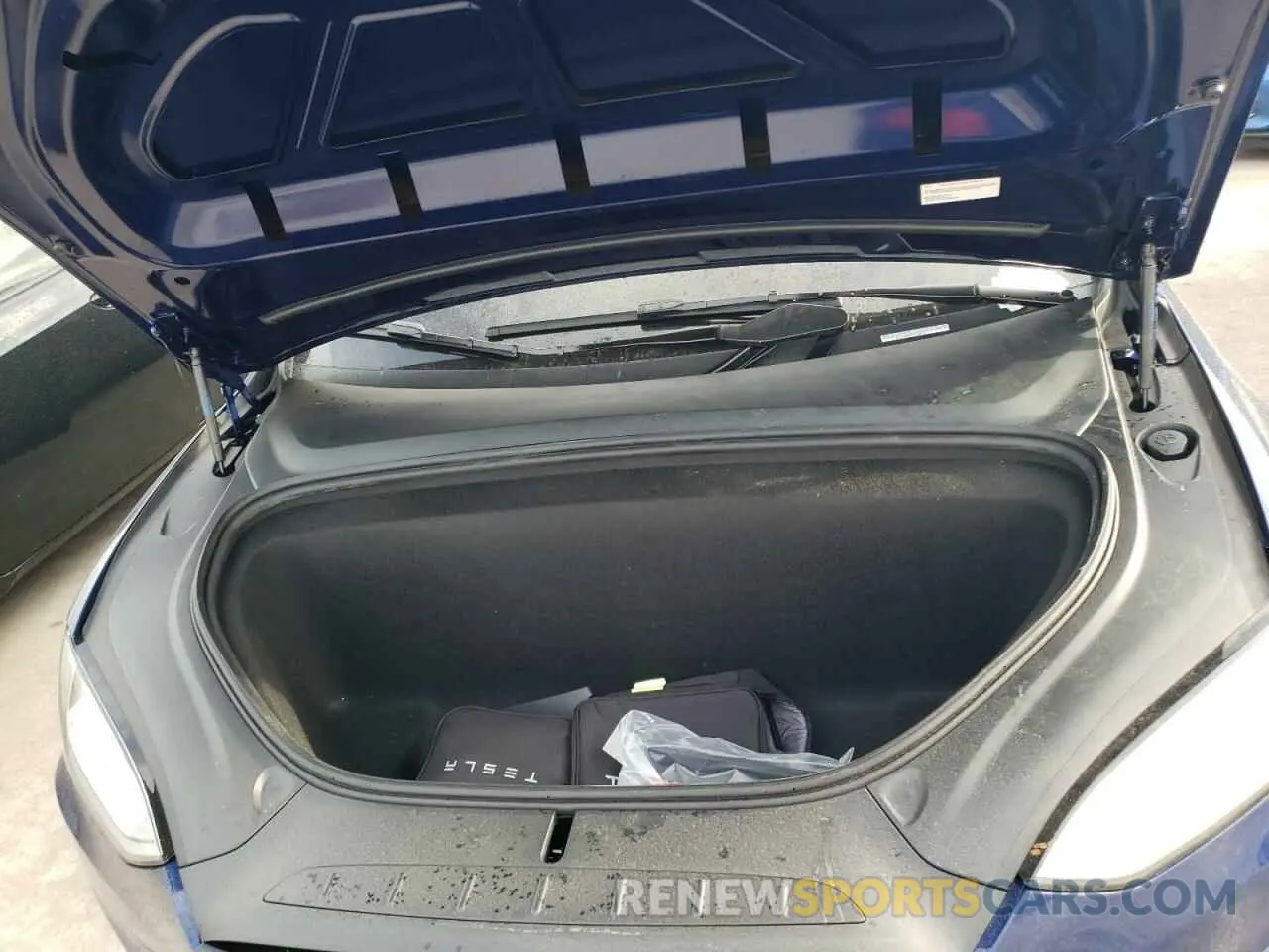 7 fotografías del automóvil dañado 7SAXCAE52NF345767 TESLA MODEL X 2022