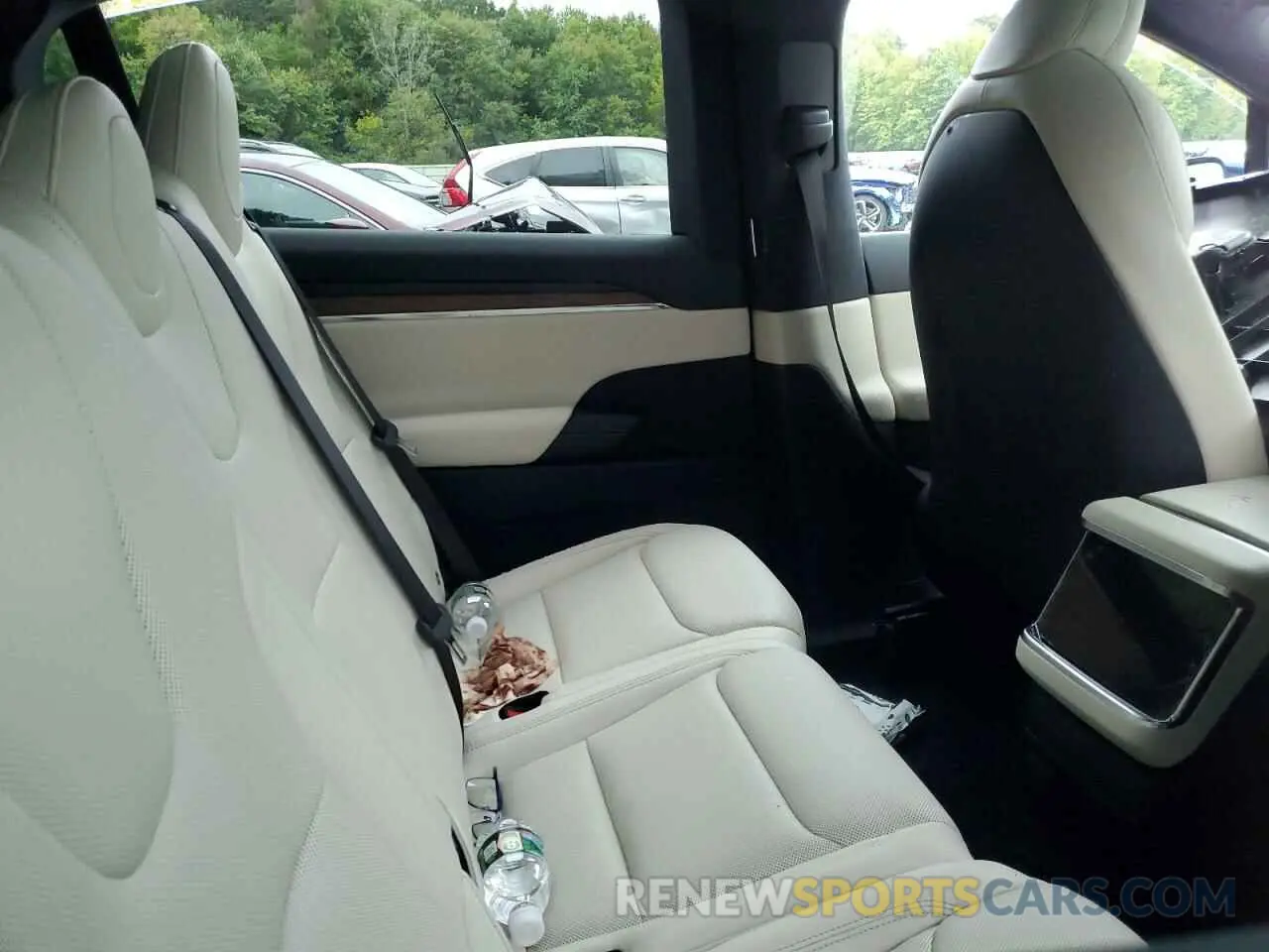 6 fotografías del automóvil dañado 7SAXCAE53NF359838 TESLA MODEL X 2022
