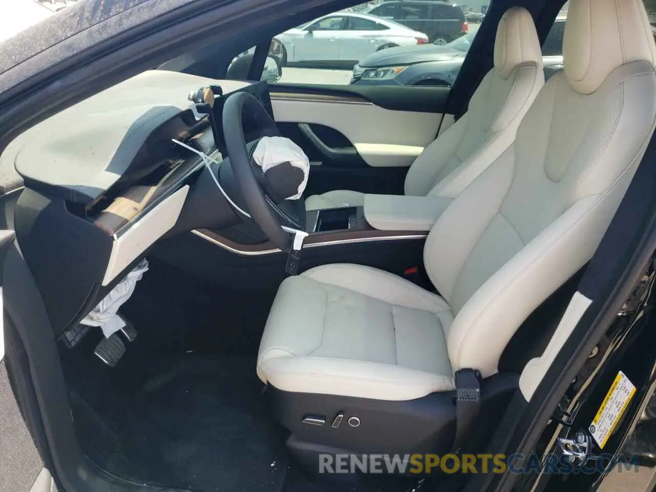 7 fotografías del automóvil dañado 7SAXCAE53NF359967 TESLA MODEL X 2022