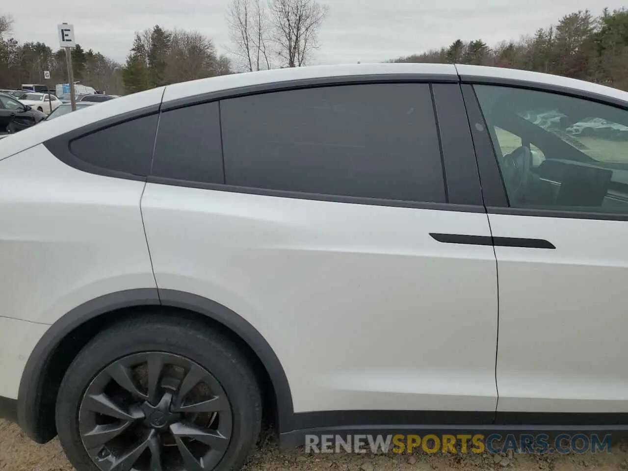 11 fotografías del automóvil dañado 7SAXCAE54NF354888 TESLA MODEL X 2022