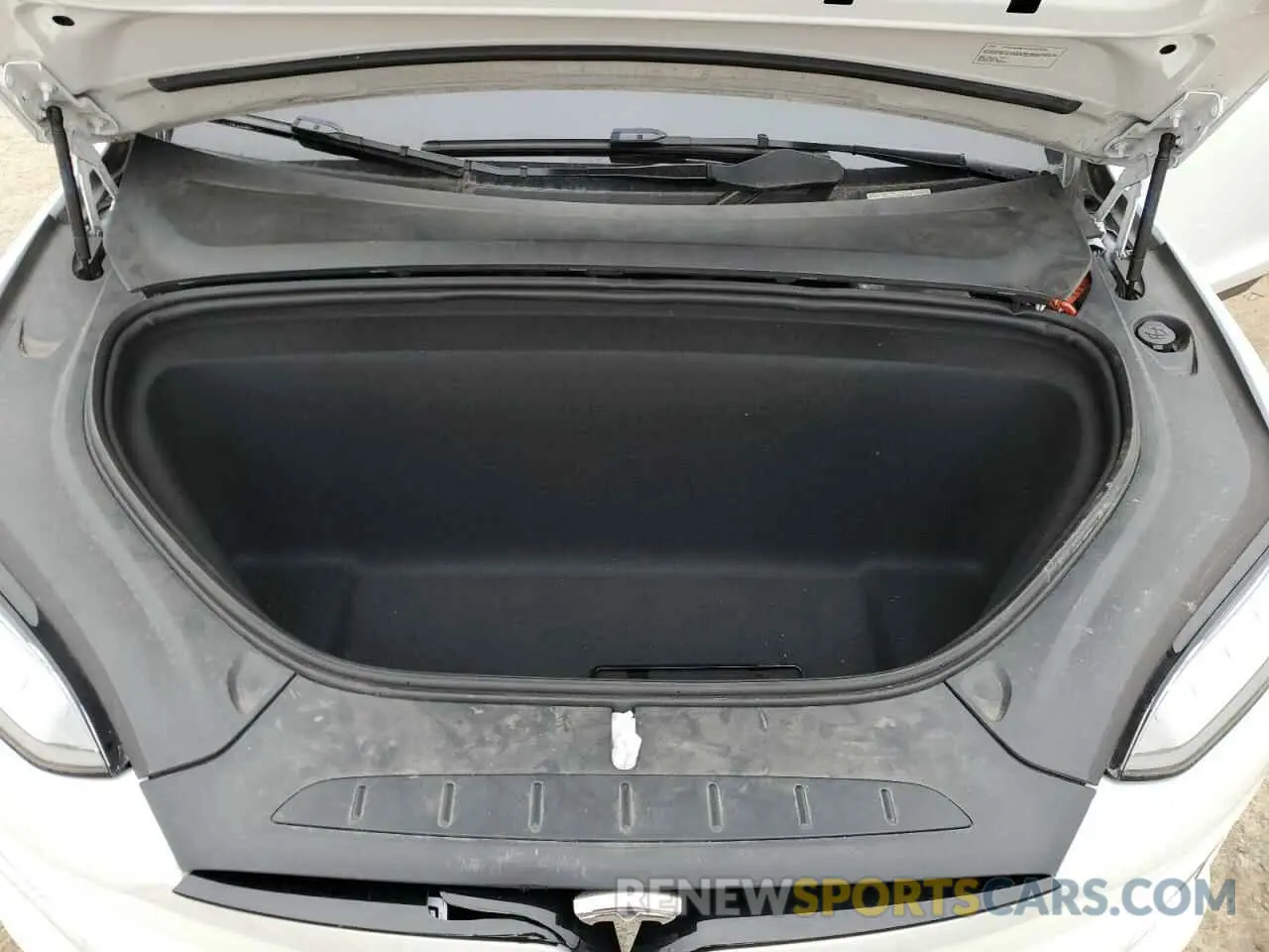 12 fotografías del automóvil dañado 7SAXCAE54NF354888 TESLA MODEL X 2022