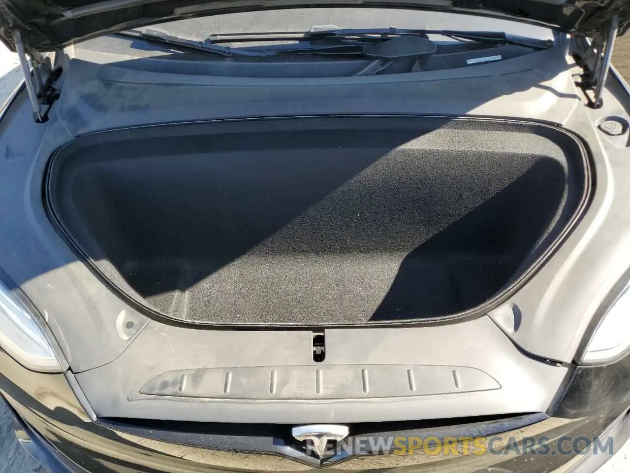12 fotografías del automóvil dañado 7SAXCAE54NF361954 TESLA MODEL X 2022