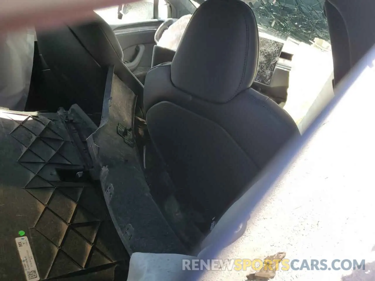 8 fotografías del automóvil dañado 7SAXCAE56NF345156 TESLA MODEL X 2022