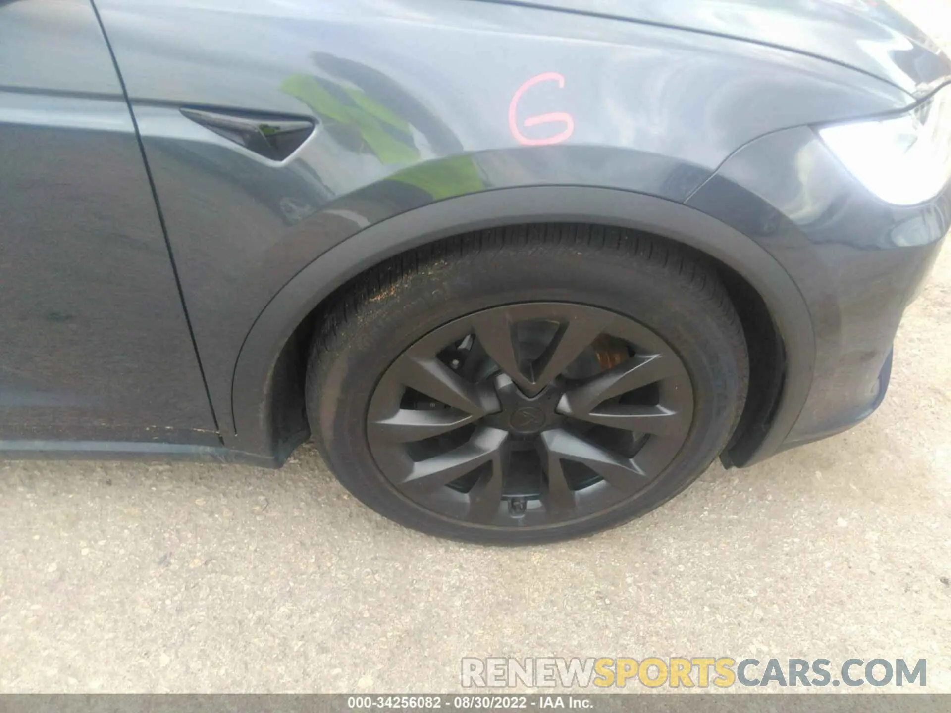 14 fotografías del automóvil dañado 7SAXCAE56NF346341 TESLA MODEL X 2022