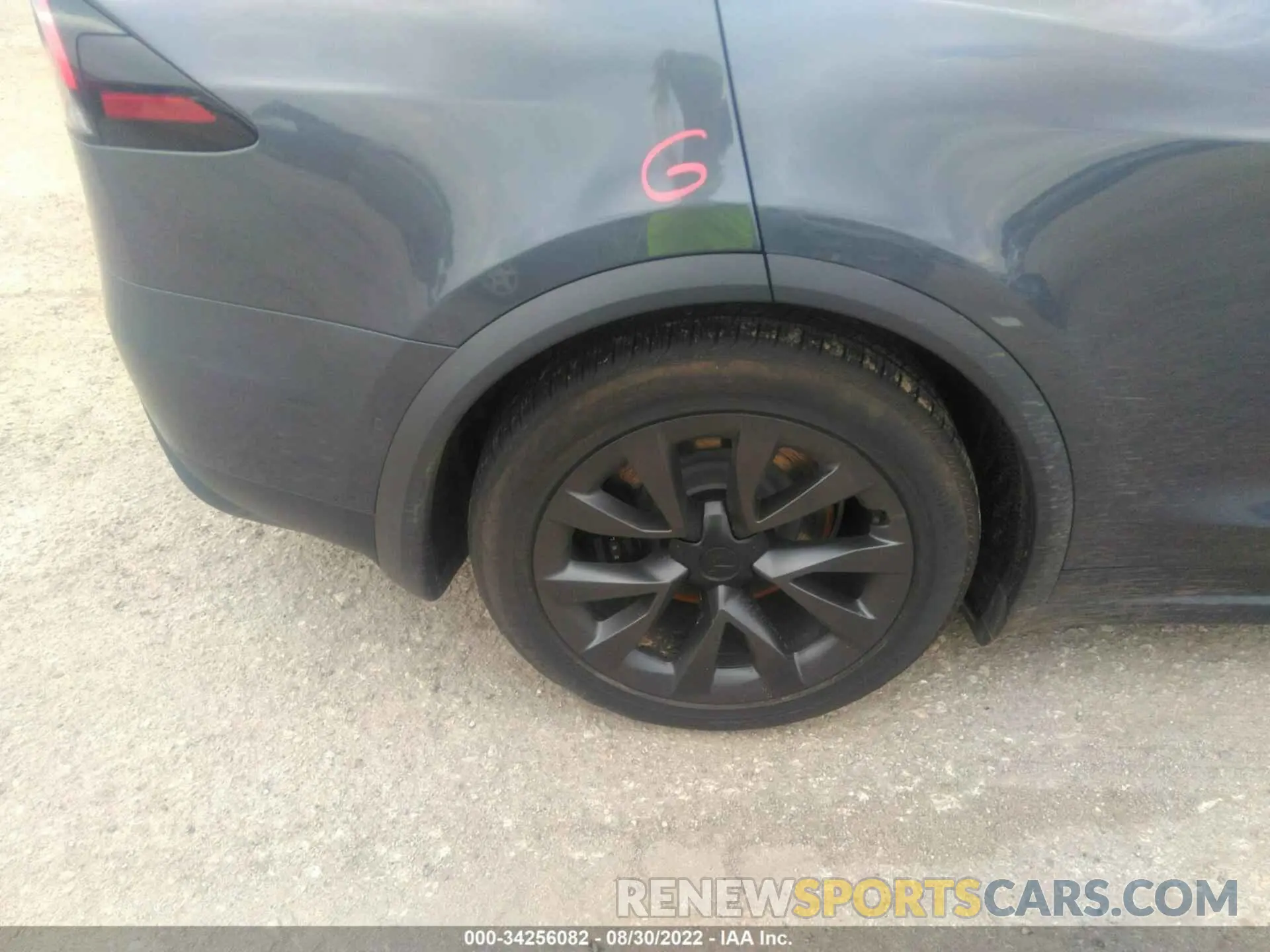 15 fotografías del automóvil dañado 7SAXCAE56NF346341 TESLA MODEL X 2022