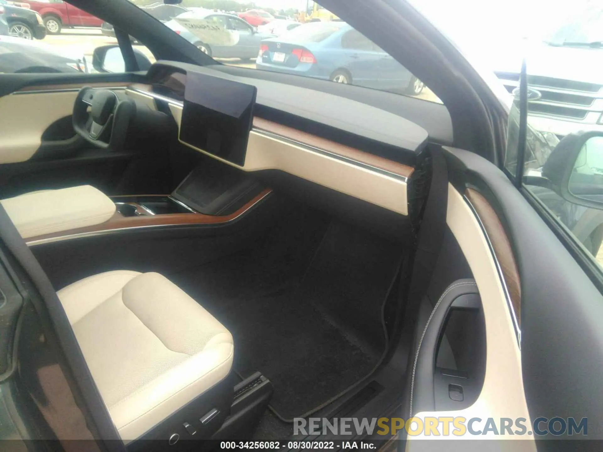 5 fotografías del automóvil dañado 7SAXCAE56NF346341 TESLA MODEL X 2022
