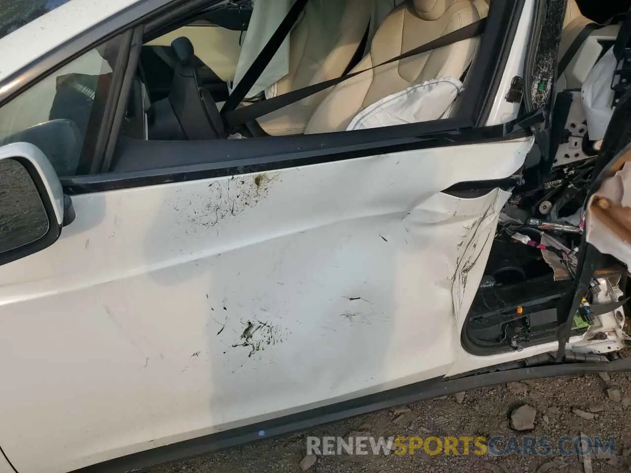 7 fotografías del automóvil dañado 7SAXCAE58NF355283 TESLA MODEL X 2022