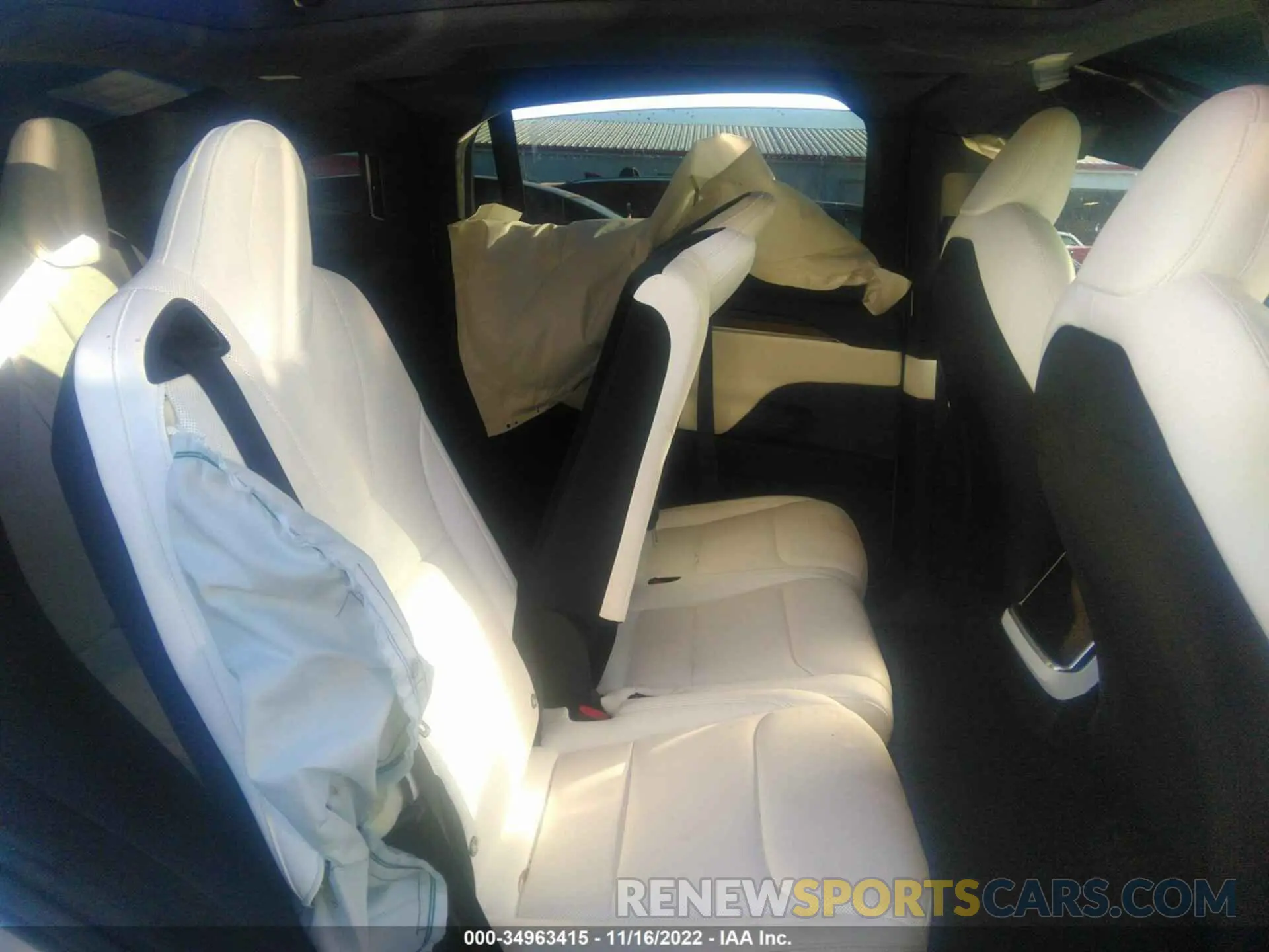 8 fotografías del automóvil dañado 7SAXCAE58NF360192 TESLA MODEL X 2022