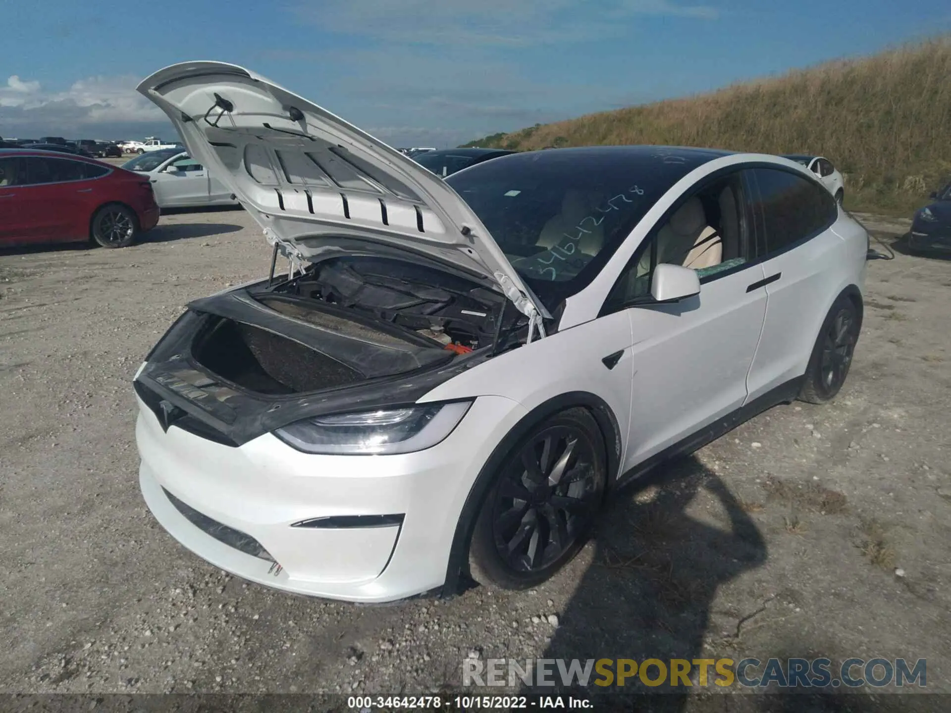 2 fotografías del automóvil dañado 7SAXCBE50NF333011 TESLA MODEL X 2022