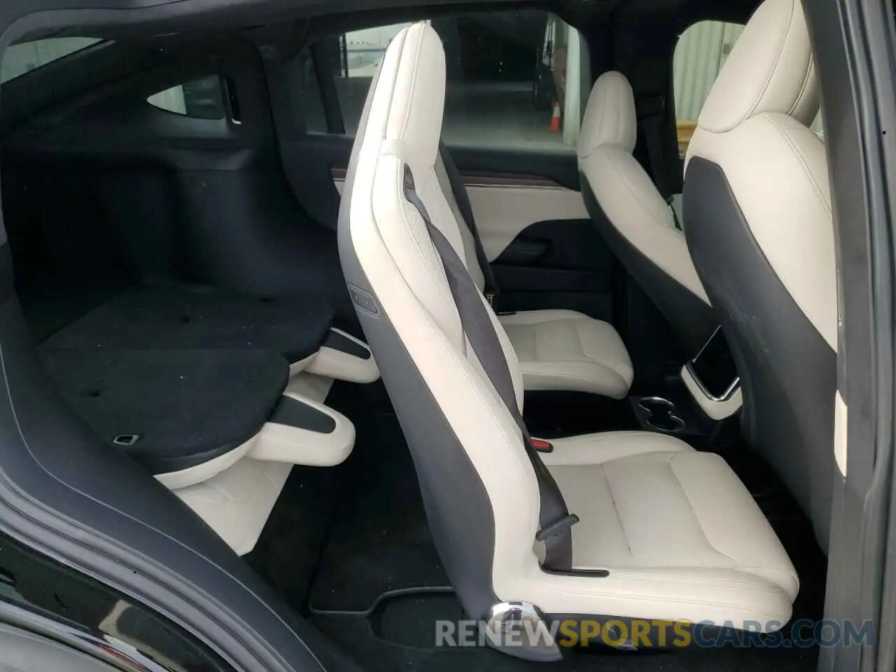11 fotografías del automóvil dañado 7SAXCBE51NF359021 TESLA MODEL X 2022