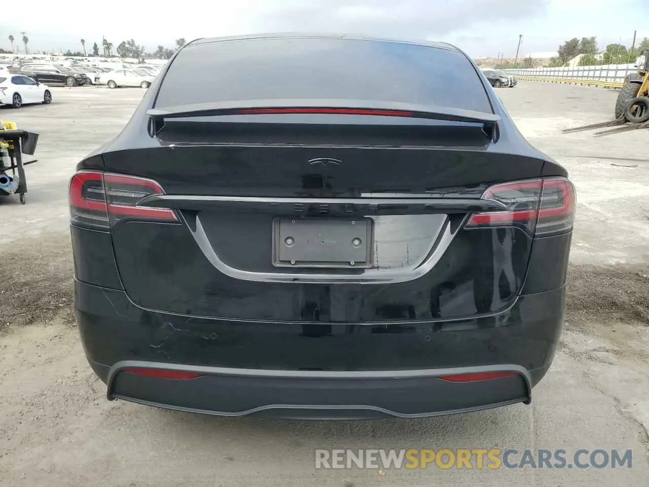 6 fotografías del automóvil dañado 7SAXCBE51NF359021 TESLA MODEL X 2022