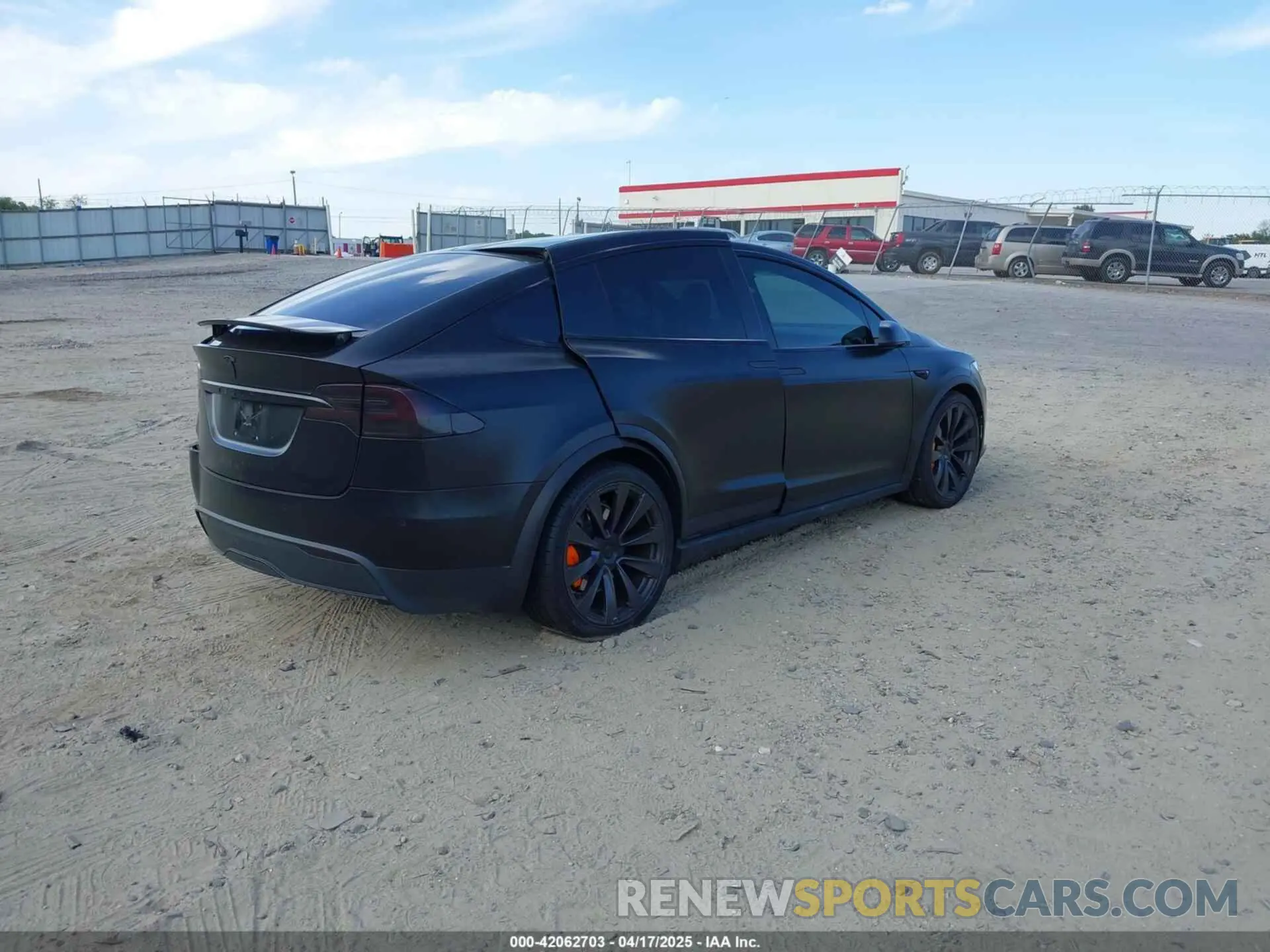 4 fotografías del automóvil dañado 7SAXCBE52NF331373 TESLA MODEL X 2022
