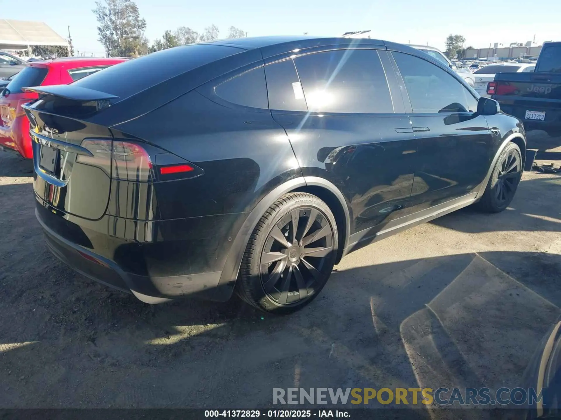 4 fotografías del automóvil dañado 7SAXCBE52NF363689 TESLA MODEL X 2022