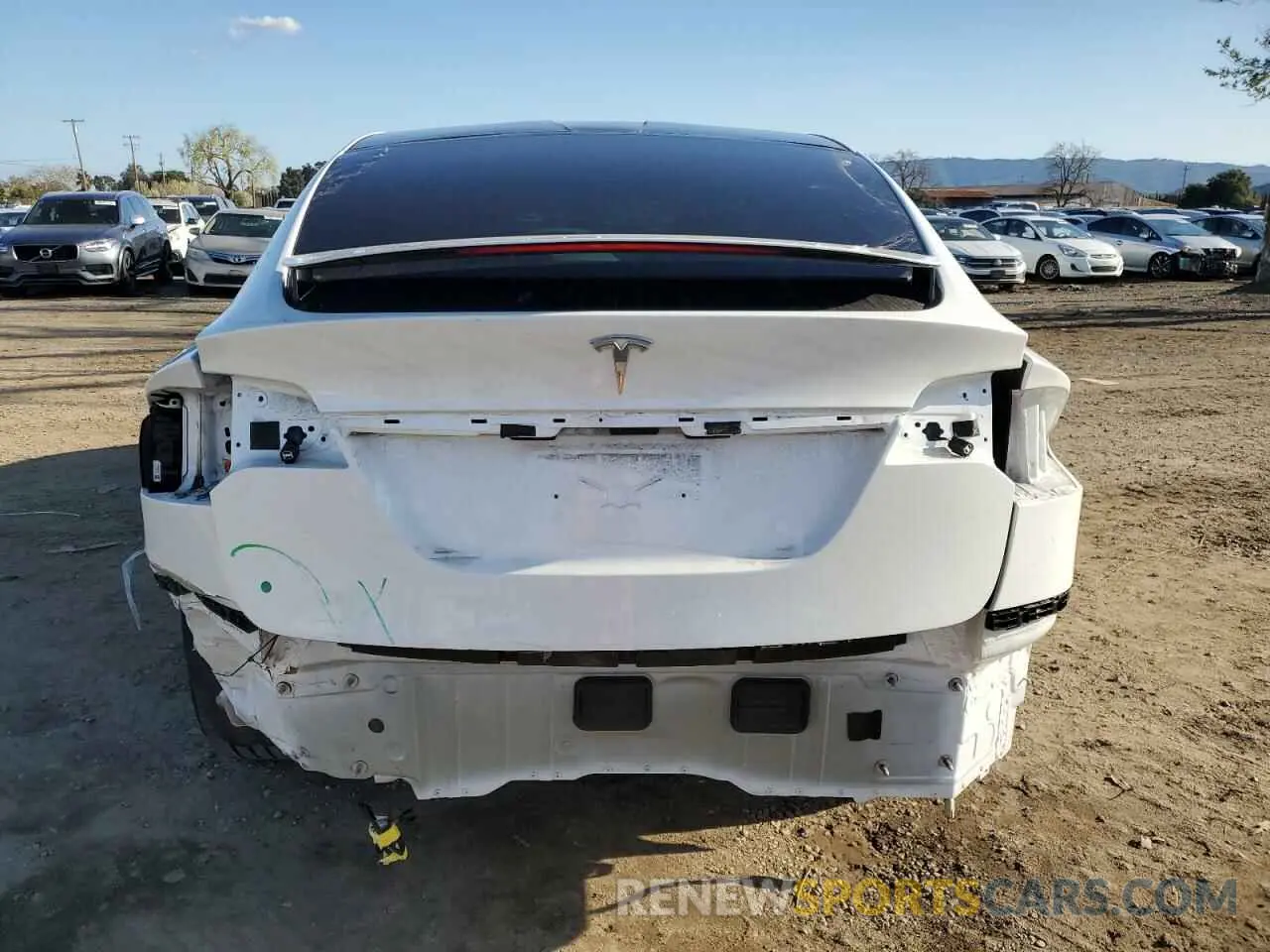 6 fotografías del automóvil dañado 7SAXCBE53NF359067 TESLA MODEL X 2022