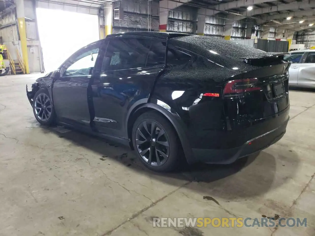2 fotografías del automóvil dañado 7SAXCBE53NF363717 TESLA MODEL X 2022