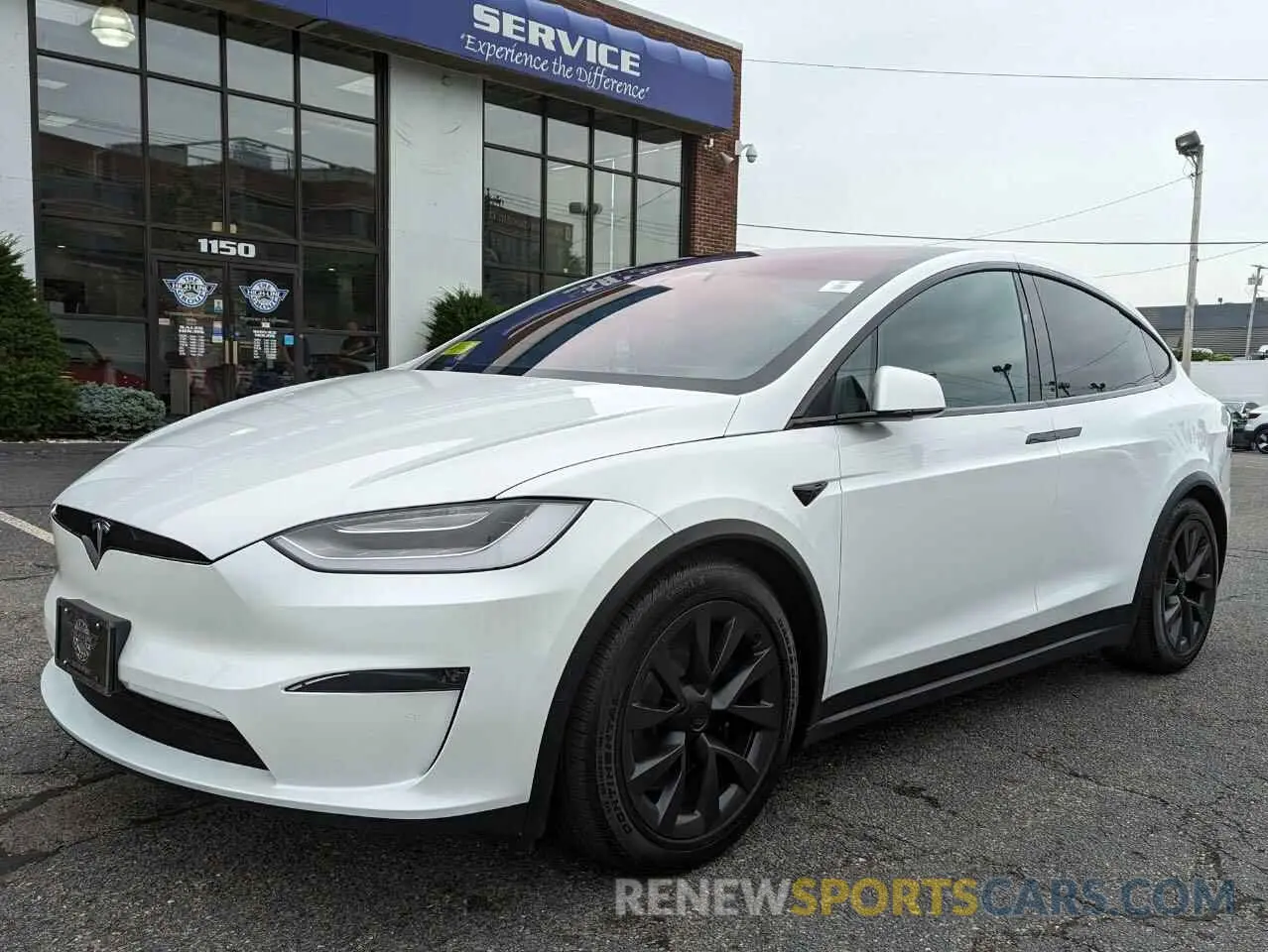 2 fotografías del automóvil dañado 7SAXCBE54NF332721 TESLA MODEL X 2022
