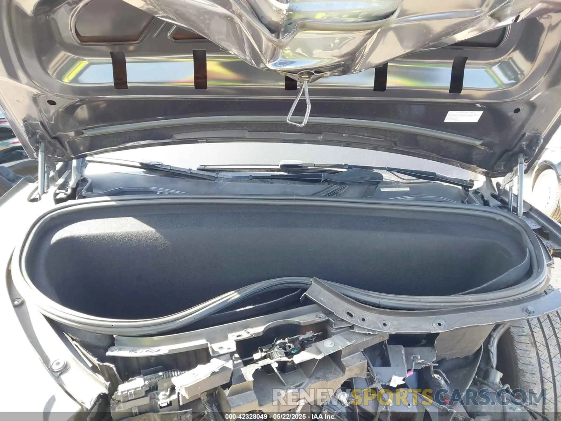 10 fotografías del automóvil dañado 7SAXCBE55NF331674 TESLA MODEL X 2022