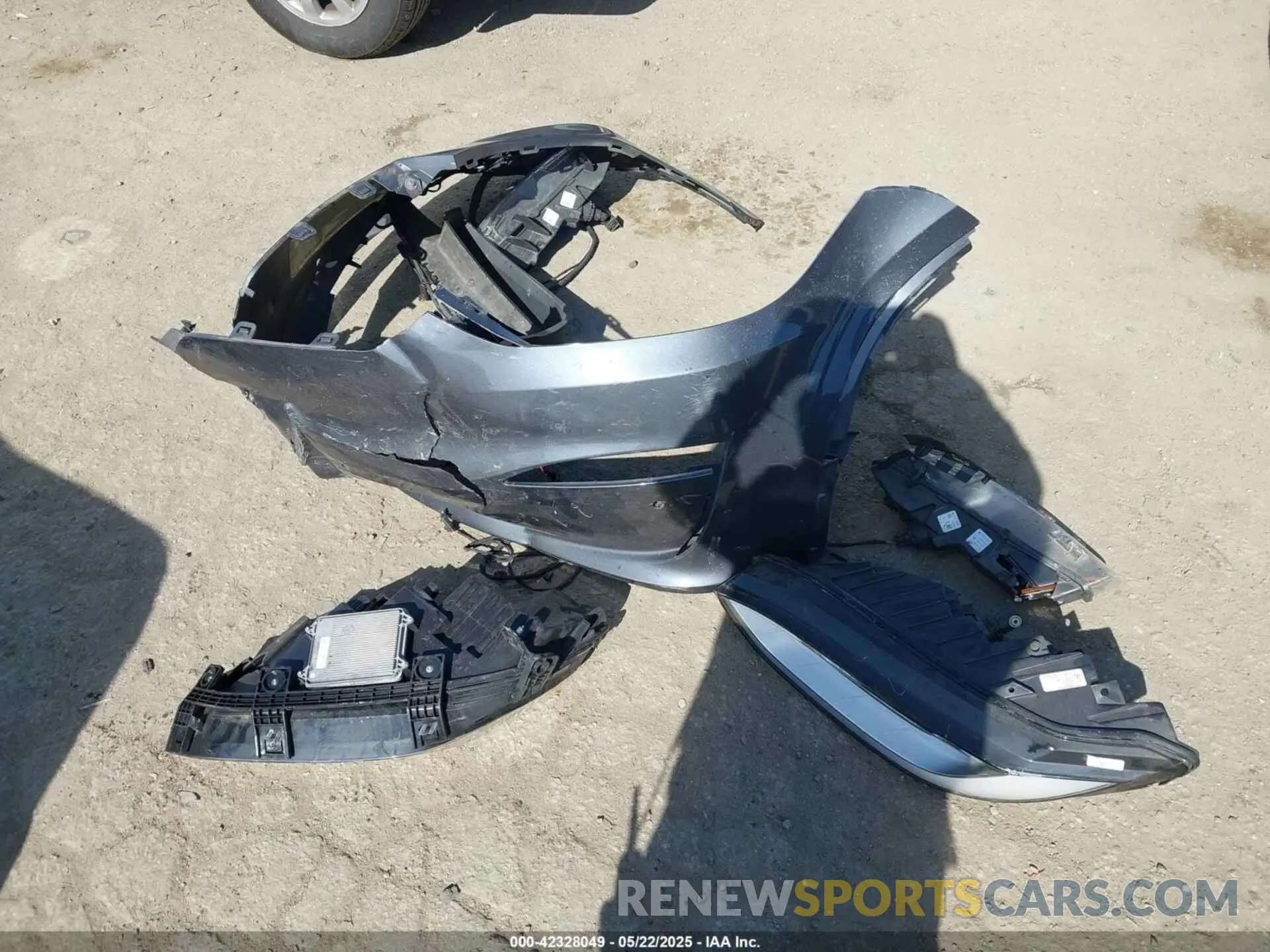 12 fotografías del automóvil dañado 7SAXCBE55NF331674 TESLA MODEL X 2022