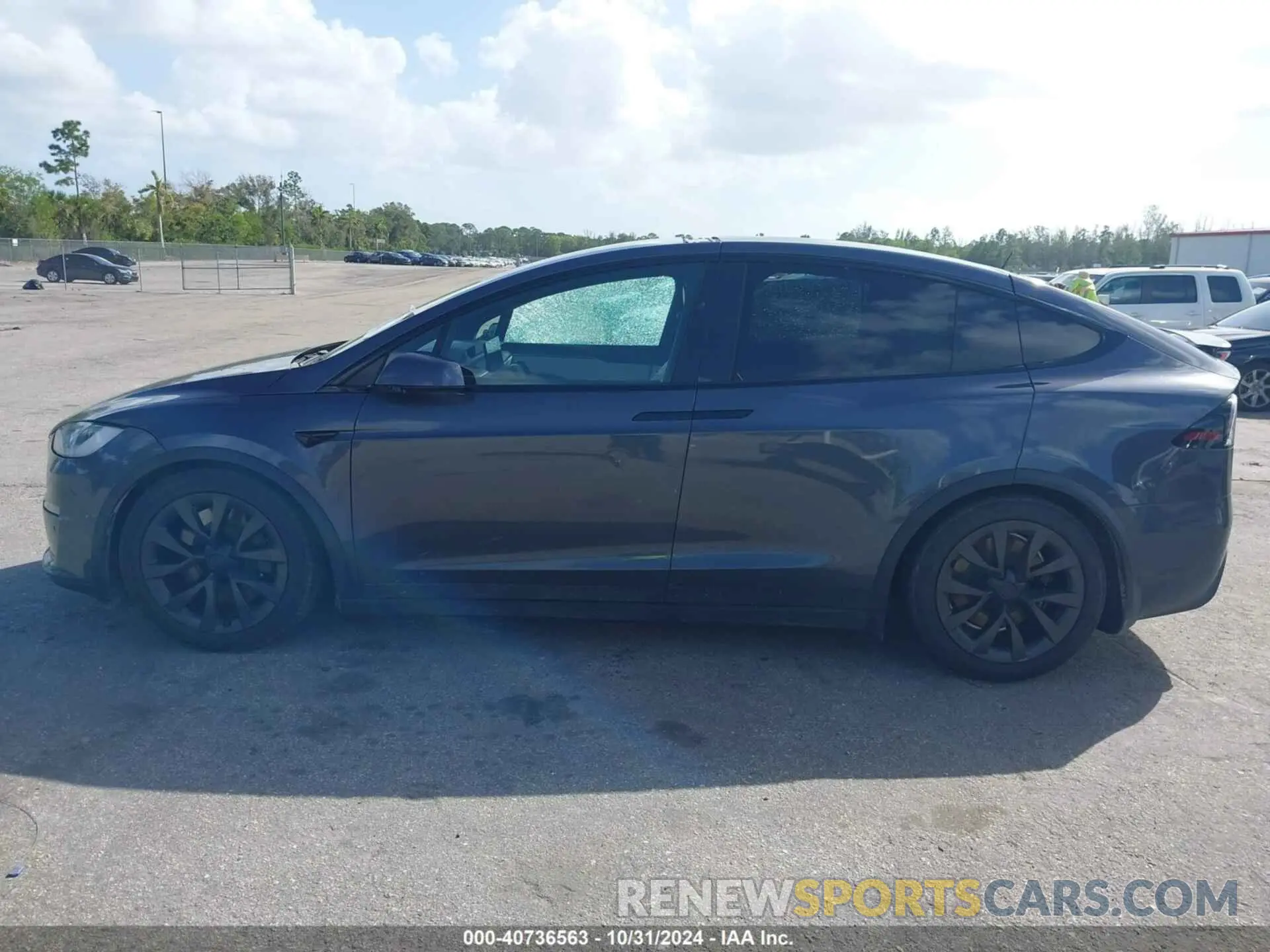 13 fotografías del automóvil dañado 7SAXCBE55NF335448 TESLA MODEL X 2022