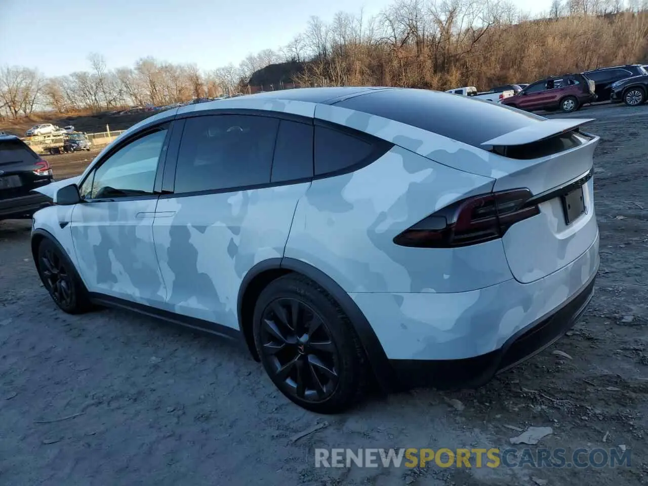 2 fotografías del automóvil dañado 7SAXCBE56NF335393 TESLA MODEL X 2022