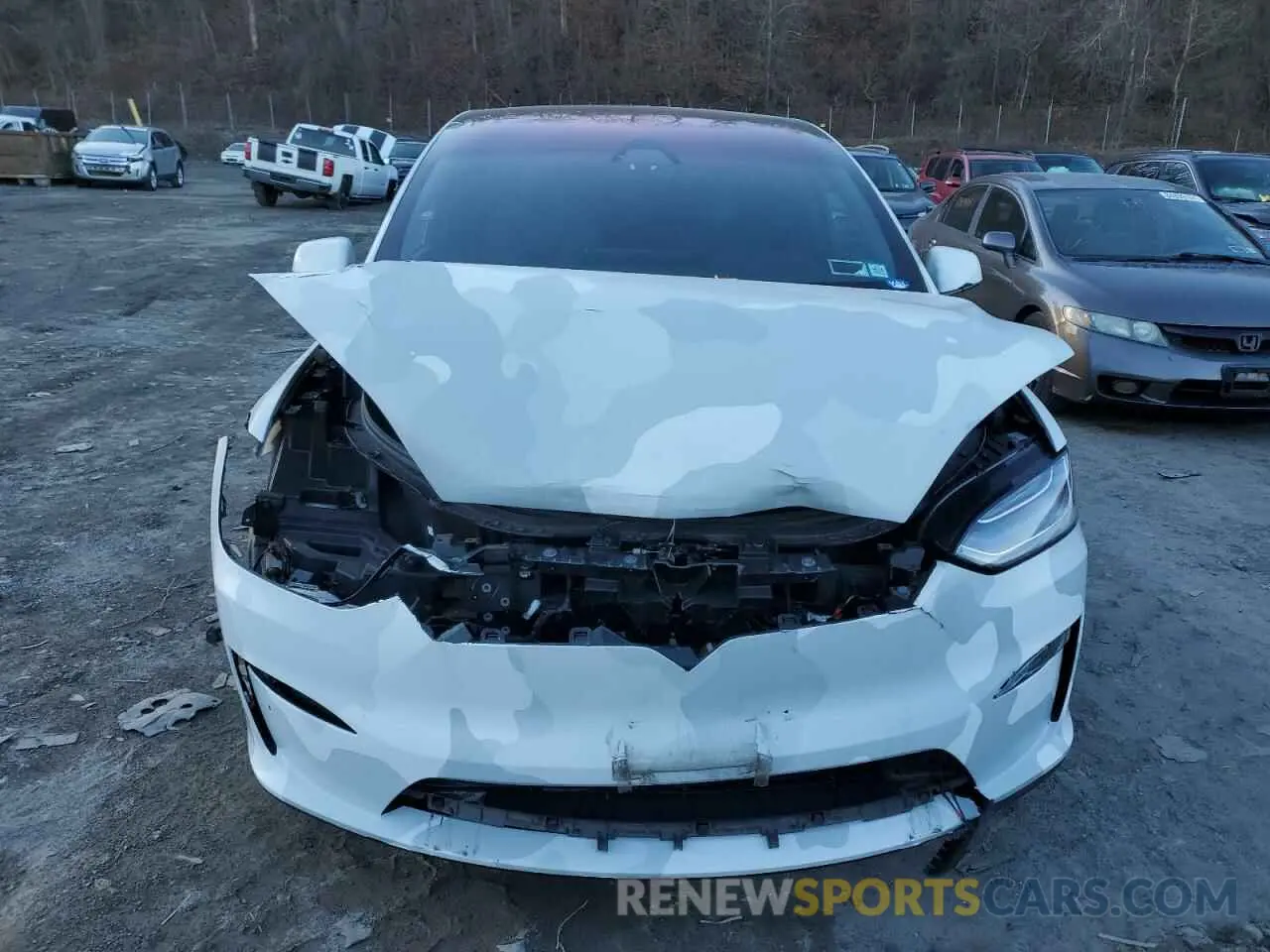 5 fotografías del automóvil dañado 7SAXCBE56NF335393 TESLA MODEL X 2022