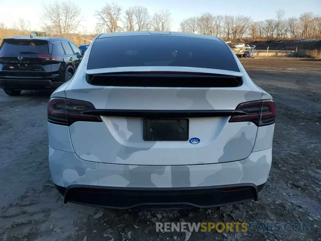 6 fotografías del automóvil dañado 7SAXCBE56NF335393 TESLA MODEL X 2022