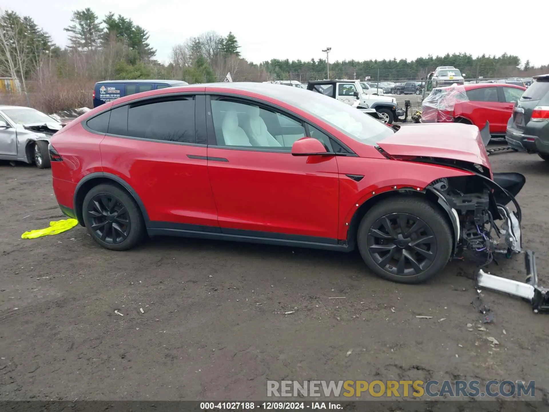 13 fotografías del automóvil dañado 7SAXCBE57NF354843 TESLA MODEL X 2022