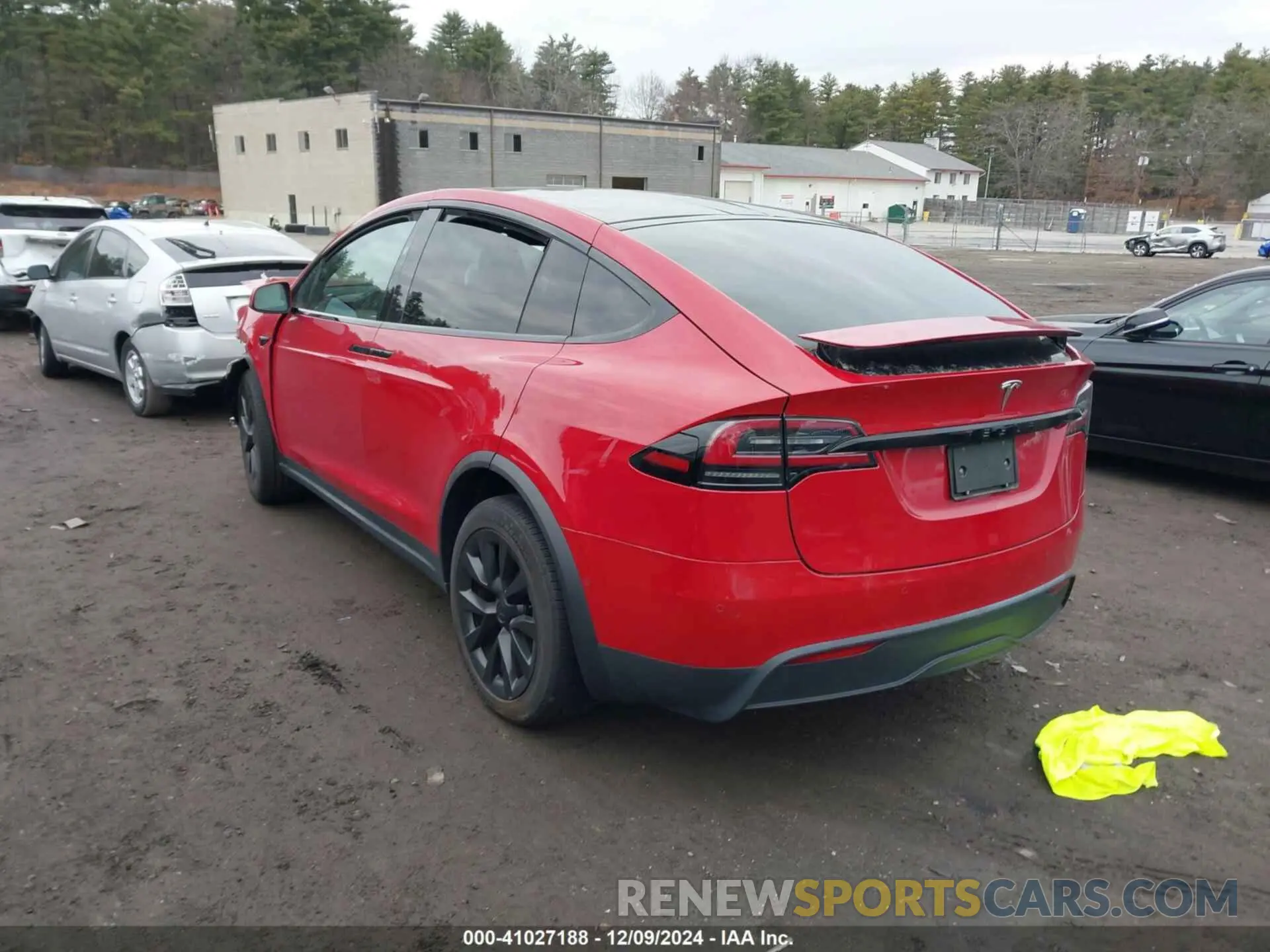 3 fotografías del automóvil dañado 7SAXCBE57NF354843 TESLA MODEL X 2022