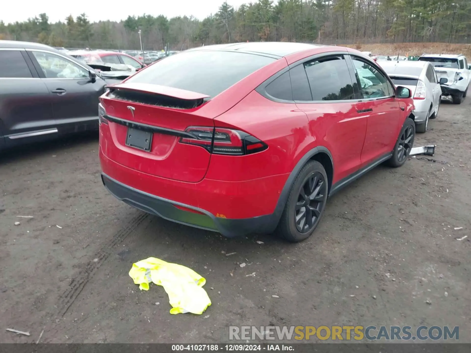 4 fotografías del automóvil dañado 7SAXCBE57NF354843 TESLA MODEL X 2022