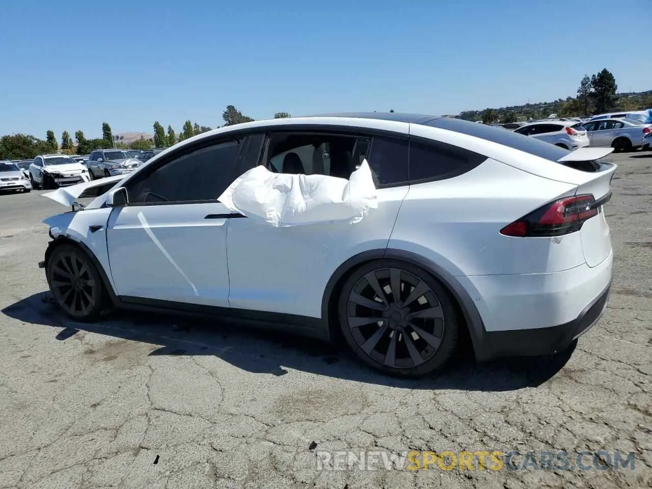 2 fotografías del automóvil dañado 7SAXCBE59NF328695 TESLA MODEL X 2022