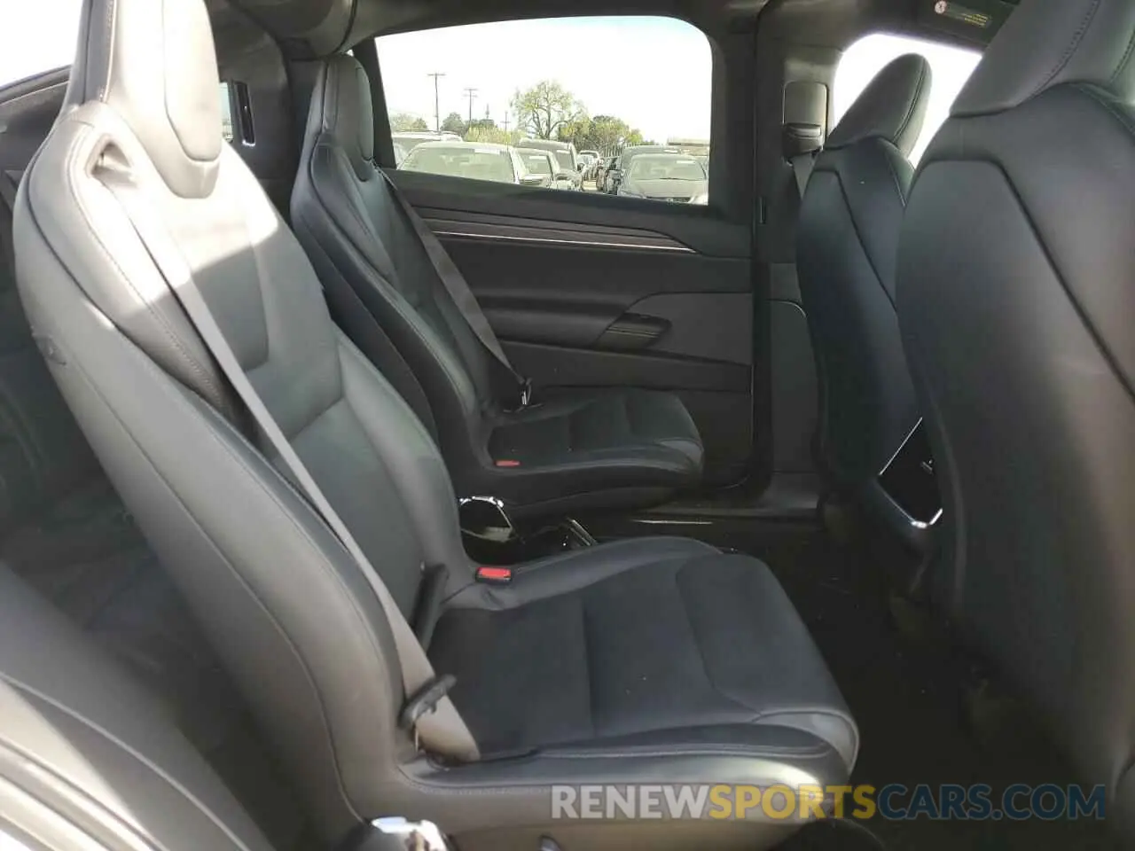 10 fotografías del automóvil dañado 7SAXCBE5XNF358319 TESLA MODEL X 2022