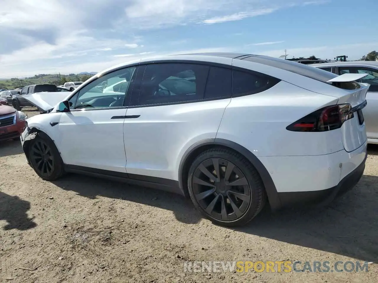 2 fotografías del automóvil dañado 7SAXCBE5XNF358319 TESLA MODEL X 2022