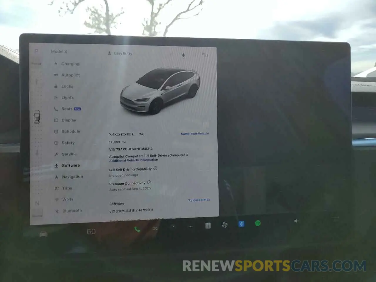 9 fotografías del automóvil dañado 7SAXCBE5XNF358319 TESLA MODEL X 2022